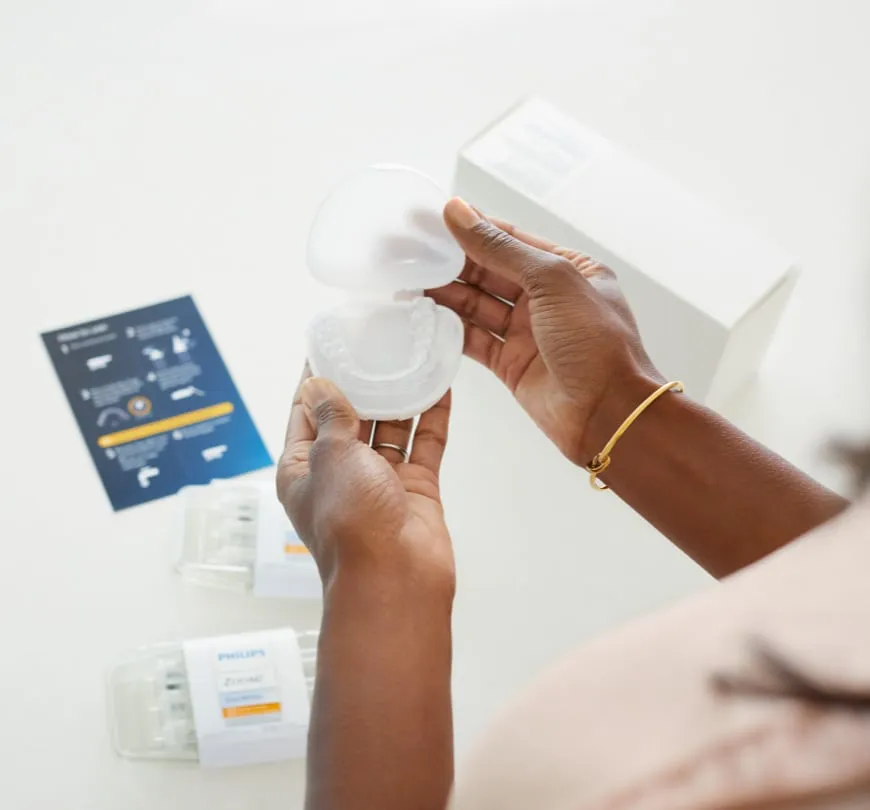 27983 dentist examining teeth