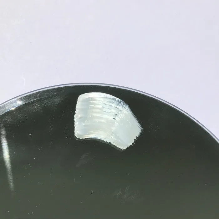 27988 loccitane whitening serum