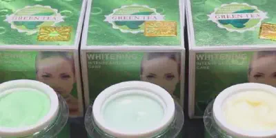 /img/28066-comparing-prices-whitening-cream.webp